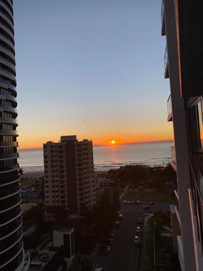 Koko Luxury Apartment In Broadbeach Gold Coast Eksteriør bilde